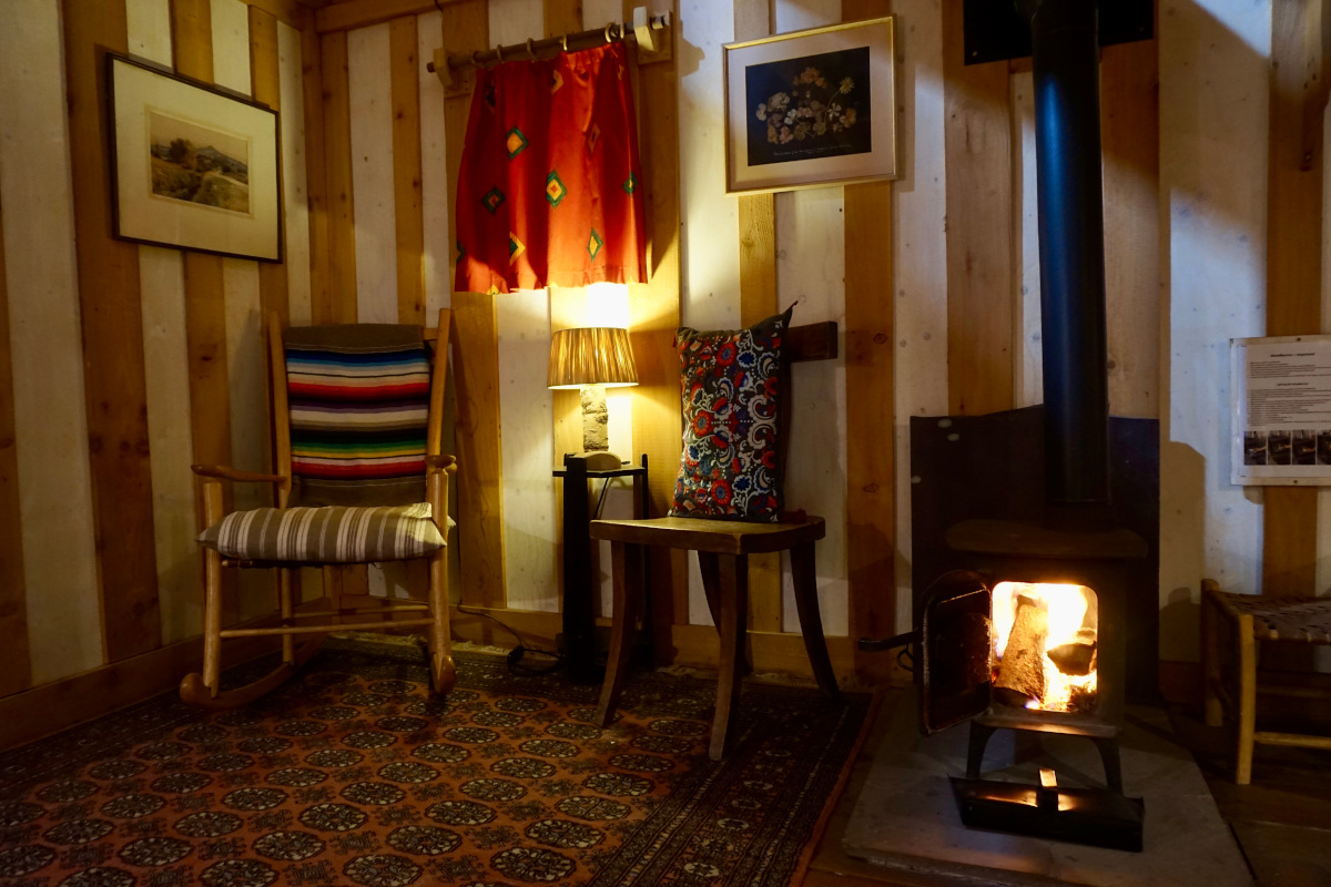 inside Idaho log cabin