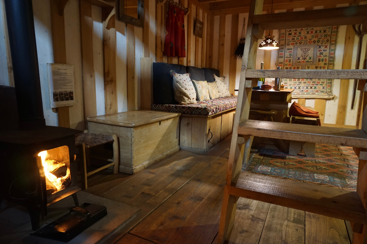 inside Idaho log cabin