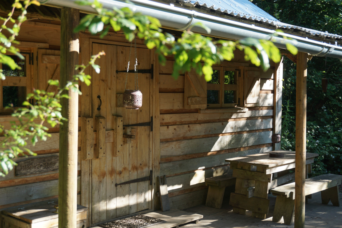 outside Idaho log cabin