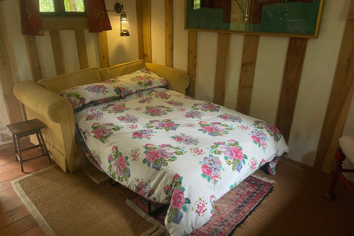 inside Orinoco log cabin